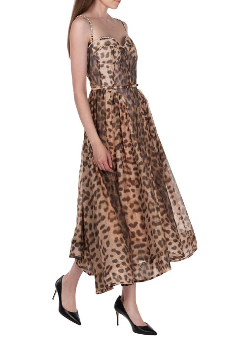 Товар коричневого цвета с внутренней стороны