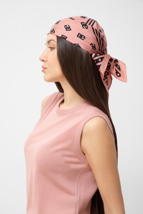 платок  модель из коллекции dna от бренда dolce & gabbana вид слева
