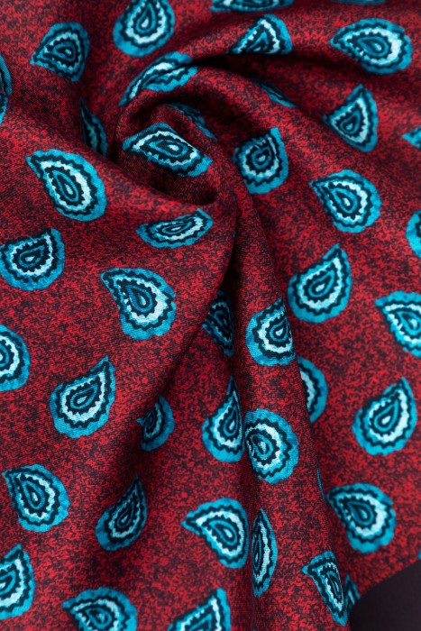 платок  из италии вид сбоку