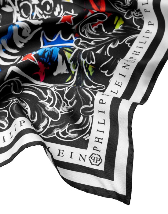 платок  от бренда philipp plein вид слева