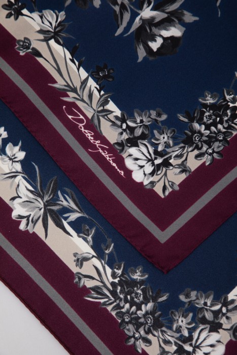 платок  из италии вид сбоку