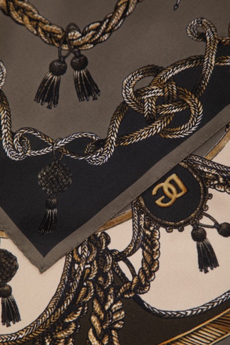 платок  из италии вид сбоку