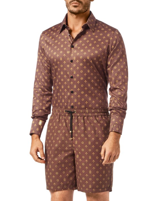 Товар коричневого цвета с внутренней стороны