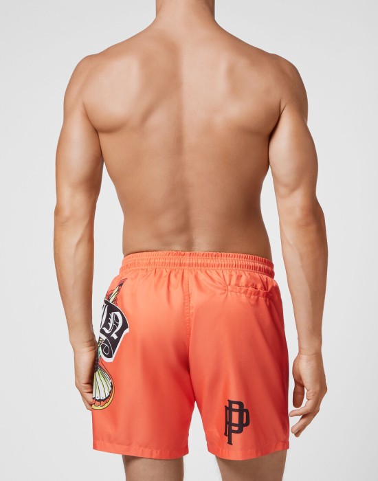 Товар оранжевого цвета с внутренней стороны