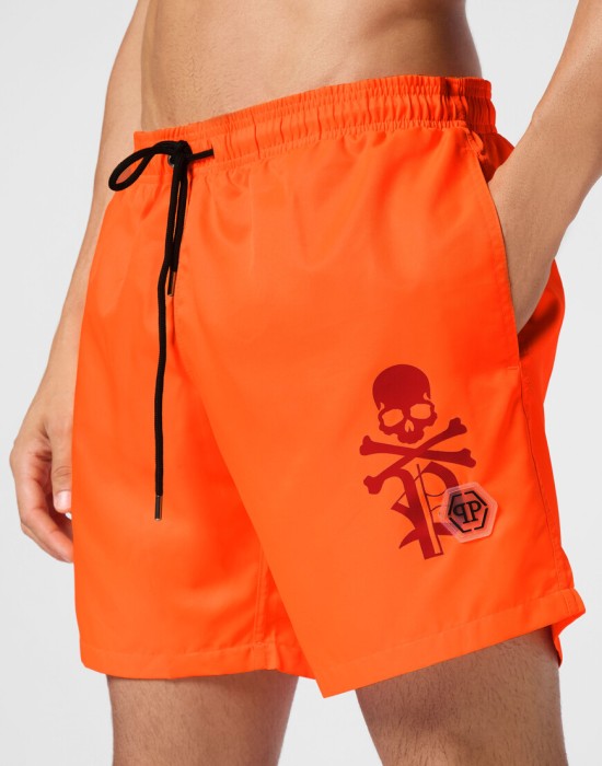 Товар оранжевого цвета с внутренней стороны