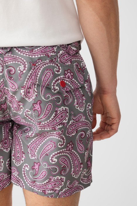 Товар сиреневого цвета с внутренней стороны