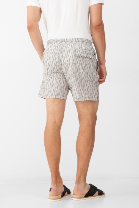 плавки  по цене 18300 руб вид справа