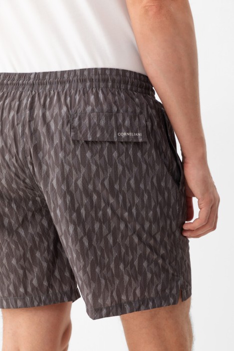 Товар разноцветного цвета с внутренней стороны