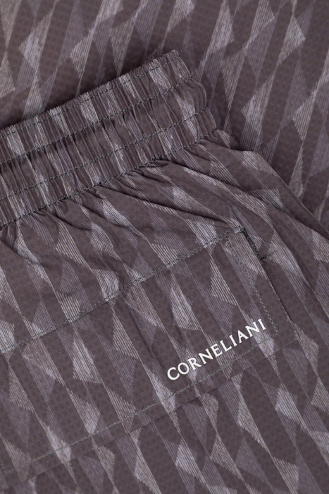 плавки  для взрослого возраста с изнаночной стороны