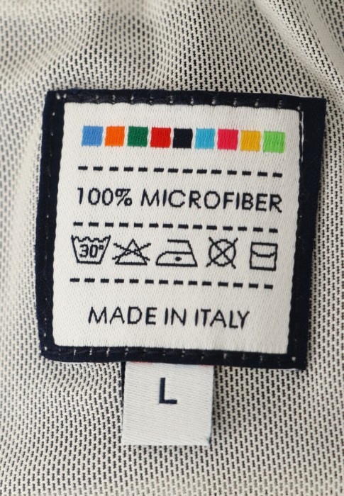 Товар синего цвета с внутренней стороны