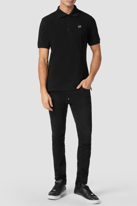 Товар черного цвета с внутренней стороны