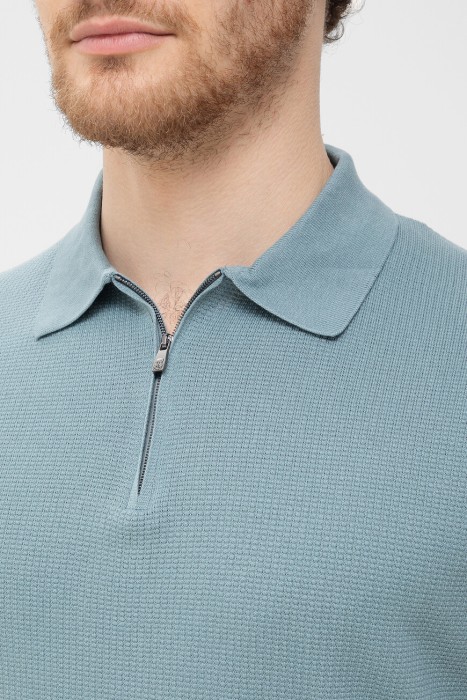 поло  модель из капсульной коллекции circle из италии вид сбоку