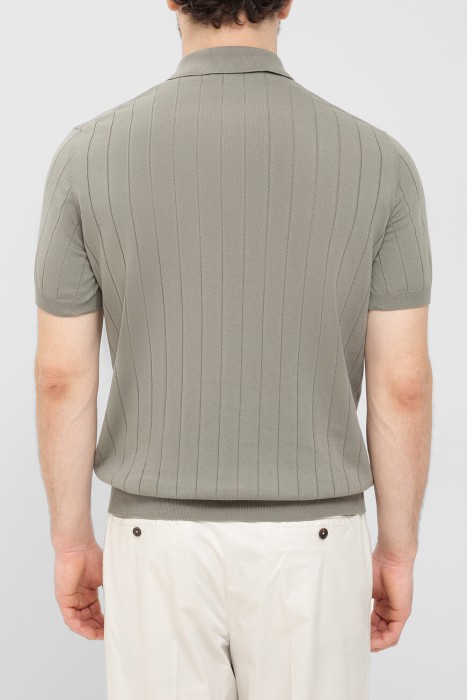 поло  модель из капсульной коллекции circle по цене 21200 руб вид справа