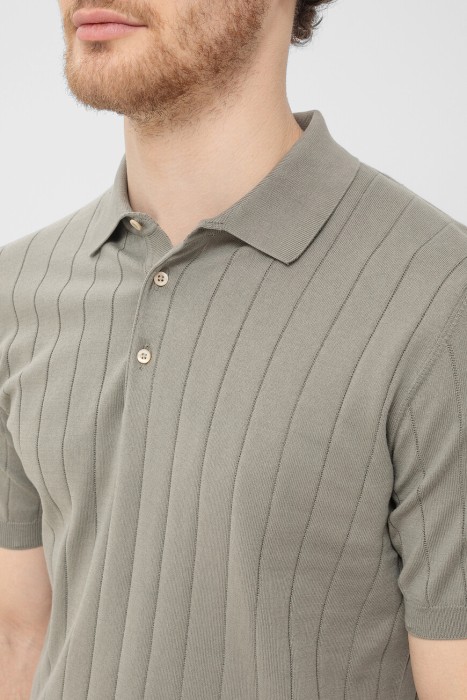 поло  модель из капсульной коллекции circle из италии вид сбоку