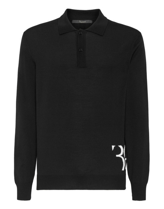 Товар черного цвета с внутренней стороны