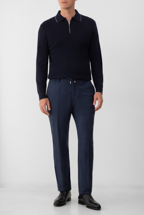 поло  из шерсти спереди