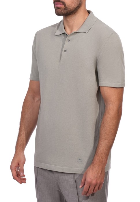 Товар зеленого цвета с внутренней стороны