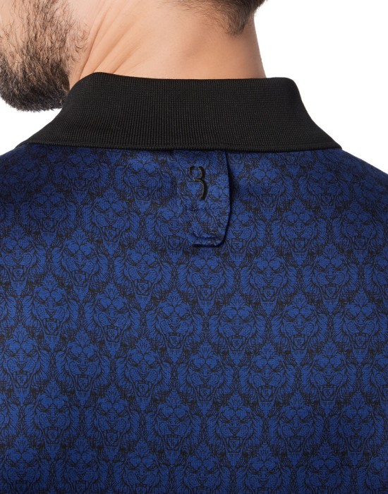 Товар синего цвета с внутренней стороны