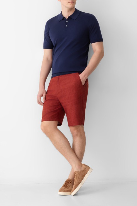 Товар синего цвета с внутренней стороны