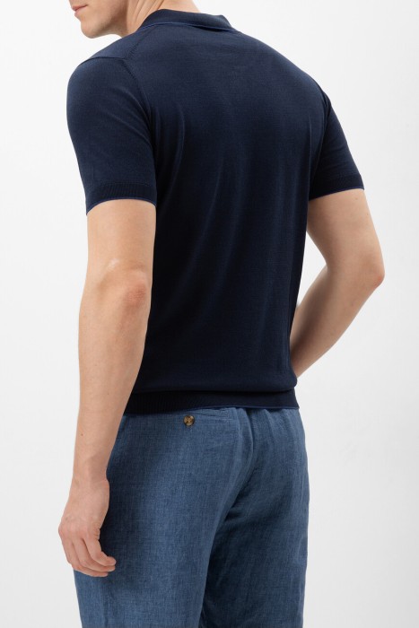 поло  по цене 32800 руб вид справа