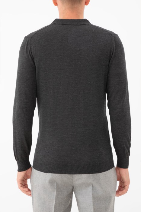 поло  по цене 17500 руб вид справа