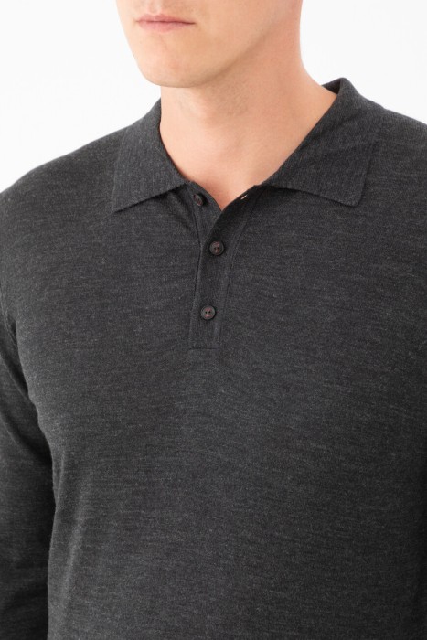 поло  из италии вид сбоку