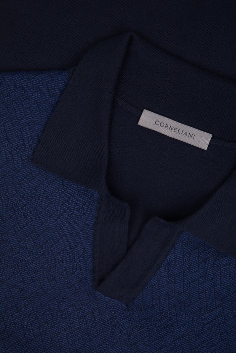 поло  из шерсти спереди