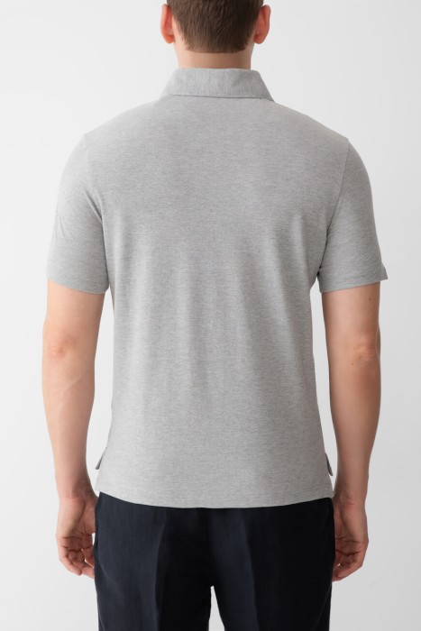 поло  по цене 25400 руб вид справа