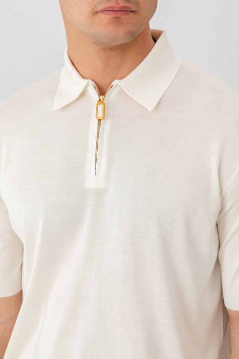 поло  из англии вид сбоку