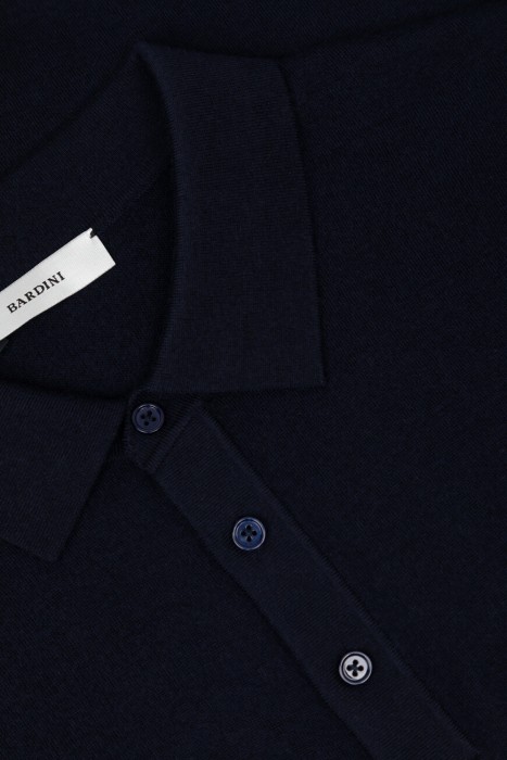 поло  из кашемира спереди