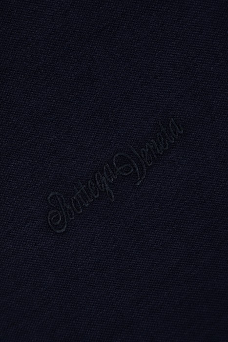 поло  кэжуал стиля с лицевой стороны