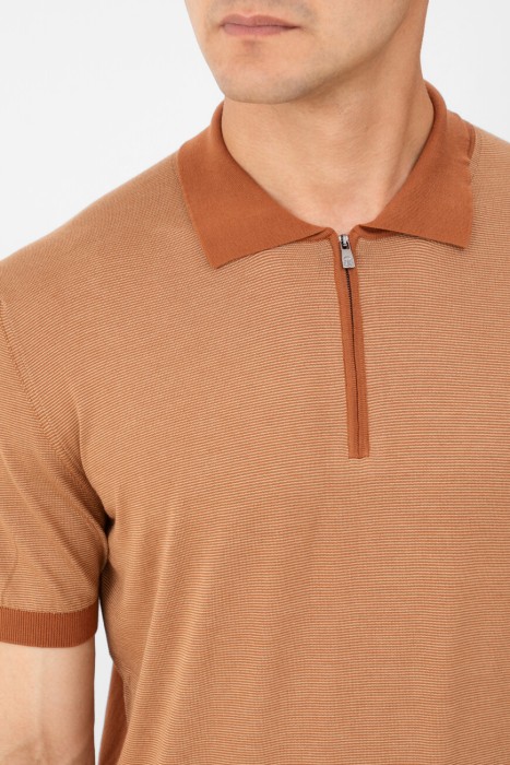 поло  из италии вид сбоку