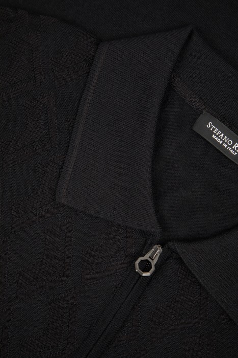 поло  из шерсти спереди