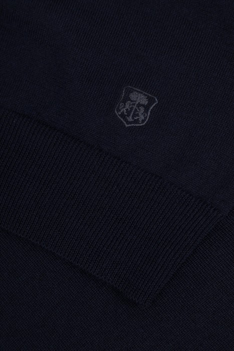 поло  кэжуал стиля с лицевой стороны