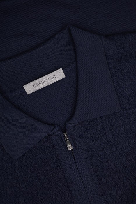 поло  из шерсти спереди