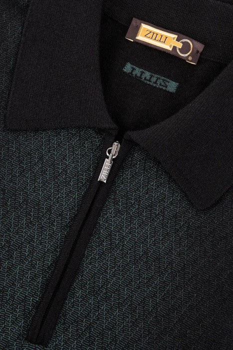 Товар черного цвета с внутренней стороны