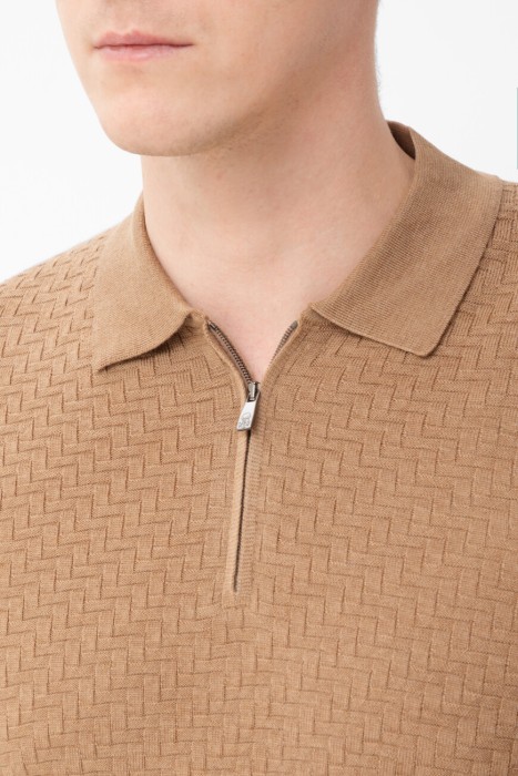 поло  из италии вид сбоку