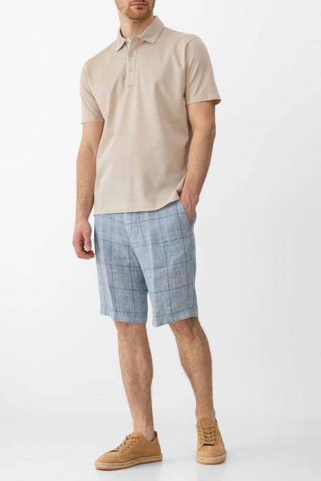 Товар бежевого цвета с внутренней стороны