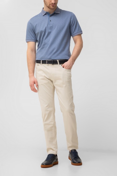 Товар синего цвета с внутренней стороны