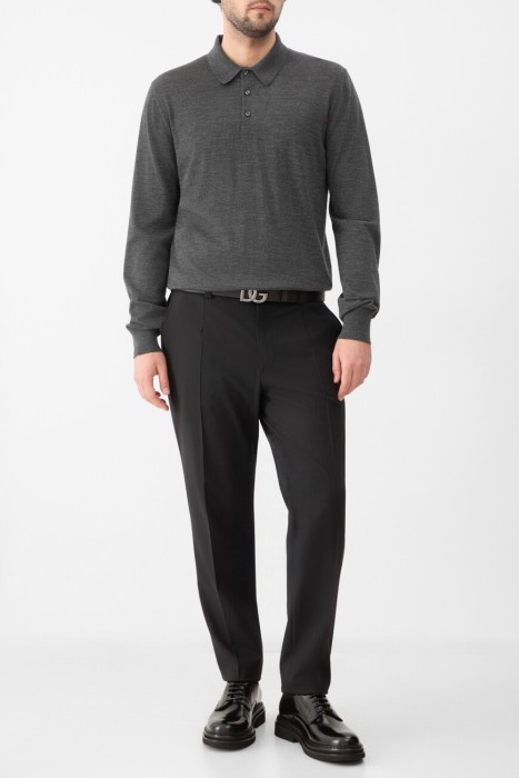 поло  из шерсти спереди