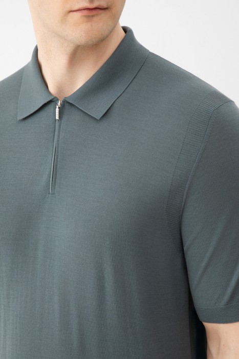 поло  из италии вид сбоку