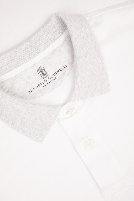 поло  из хлопка спереди