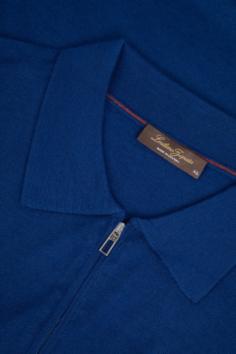 поло  из шерсти спереди