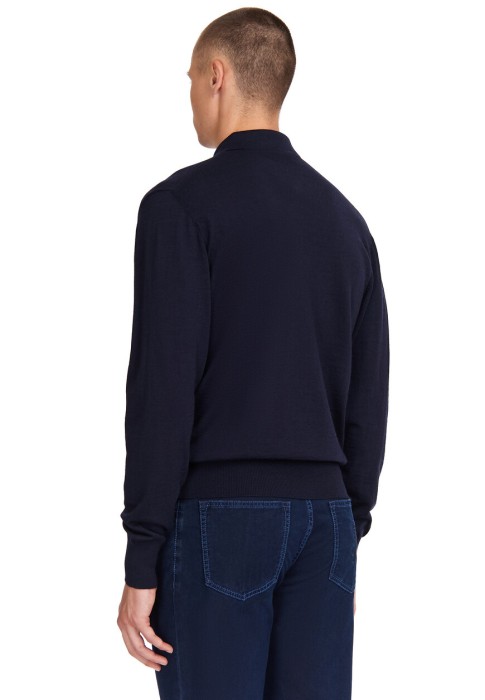 поло  из италии вид сбоку