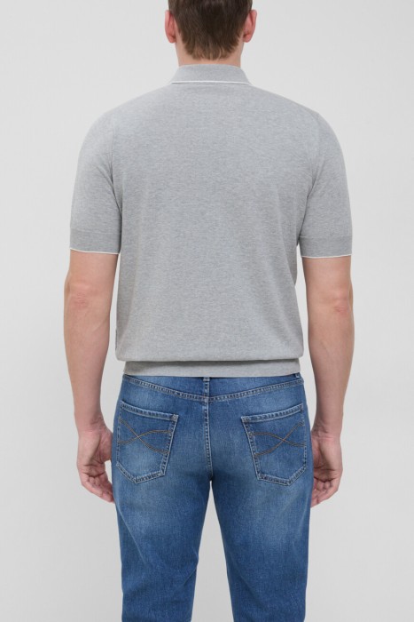 поло  от бренда brunello cucinelli вид слева