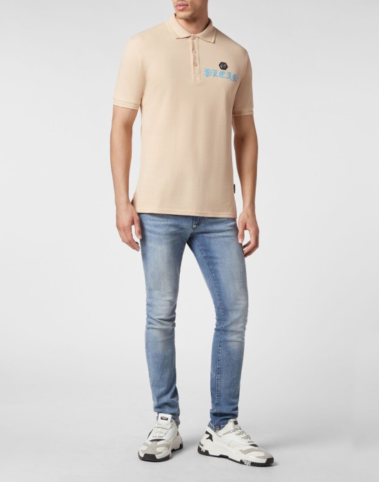 Товар бежевого цвета с внутренней стороны