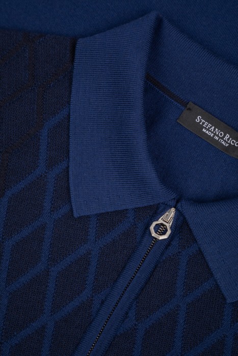 поло  из шерсти спереди