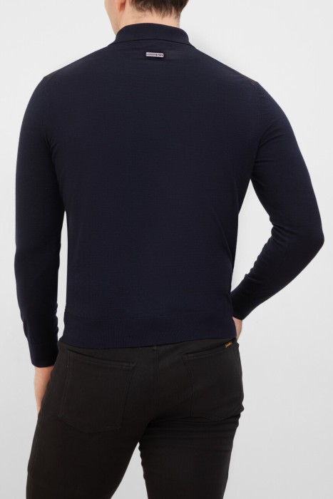 поло  по цене 71700 руб вид справа