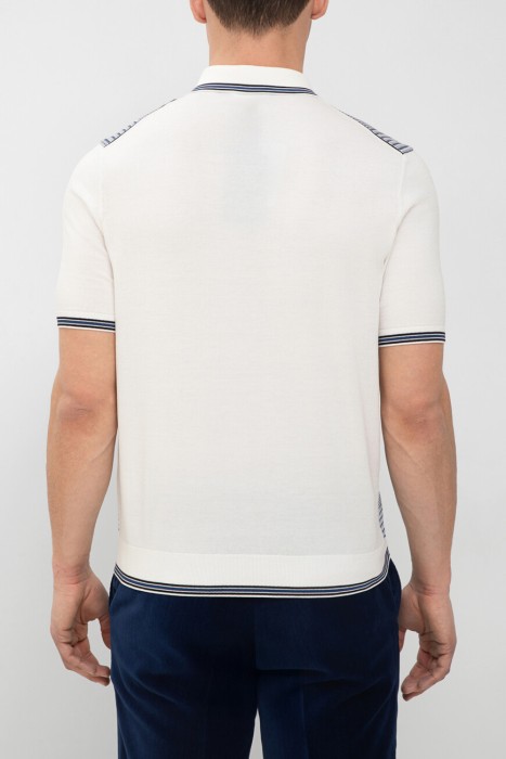 поло  по цене 52000 руб вид справа