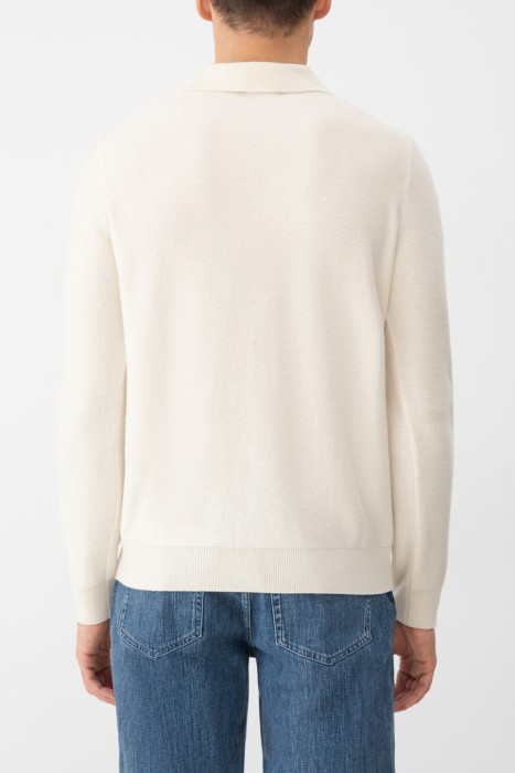 поло  по цене 70800 руб вид справа